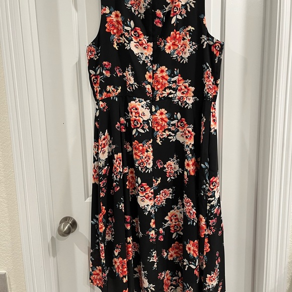 Perfect Spring Dress- size 16 - Picture 3 of 5